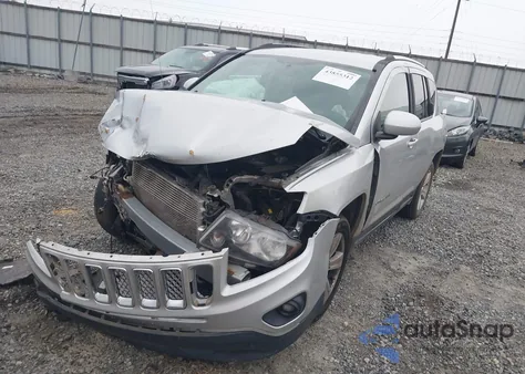 2014 Jeep Compass Latitude из США, поврежденный, VIN 1C4NJCEB8ED522244